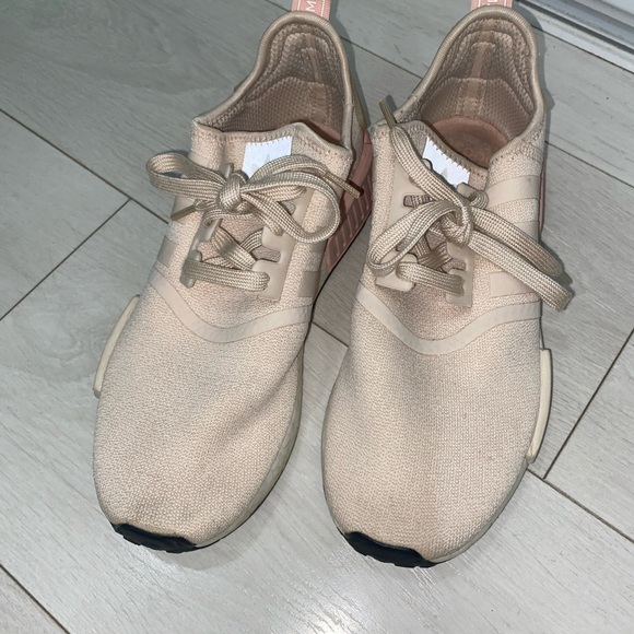 Adidas NMD - Picture 2 of 4